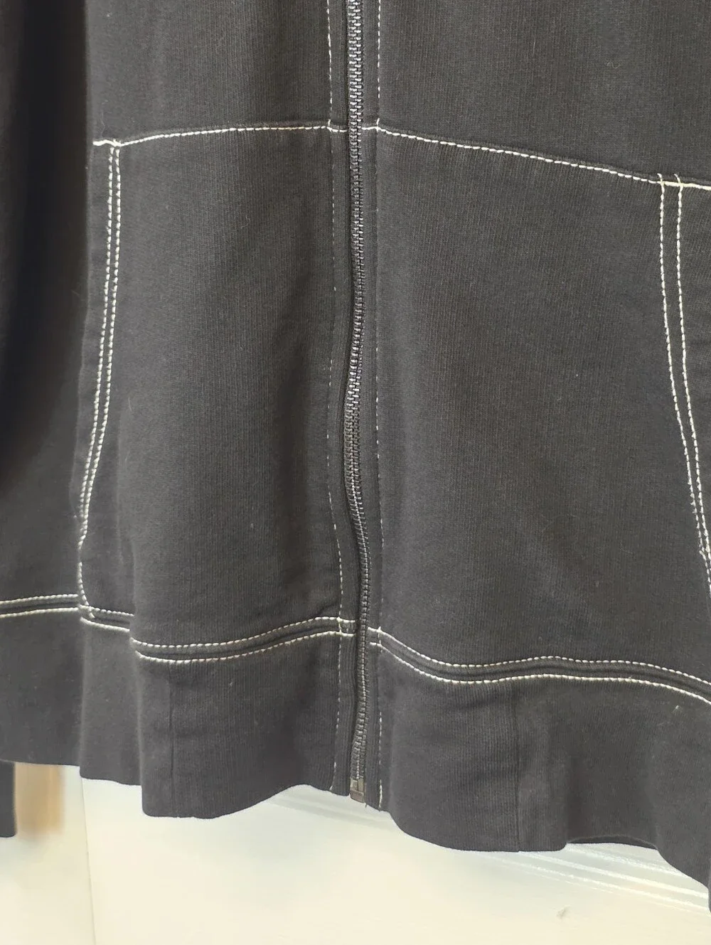 True Religion Black/White Full Zip Men's Hoodie 2XL